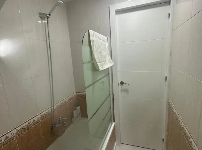 Duplex En El Centro De גרנדה